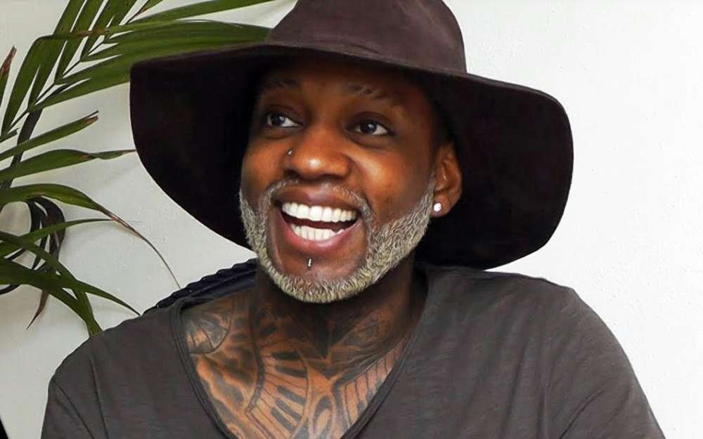 Willy william. Вилли Вильям. Вильям Вильямс певец. Willy William певец. Певец Вильямс негр.